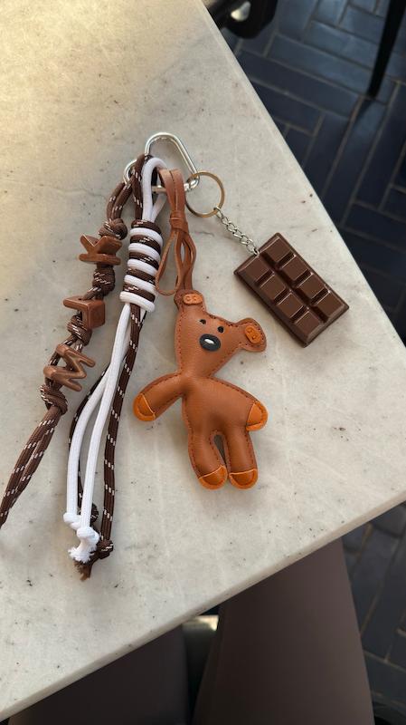 چارم  تدی و شکلات 