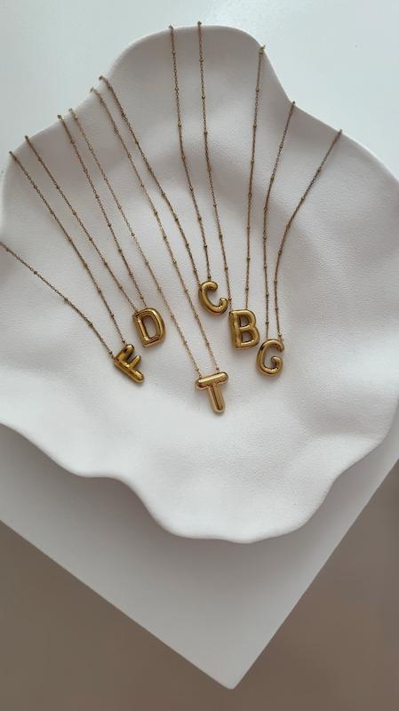 گردنبند حروف طلایی