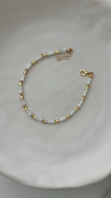 پابند سفید طلایی