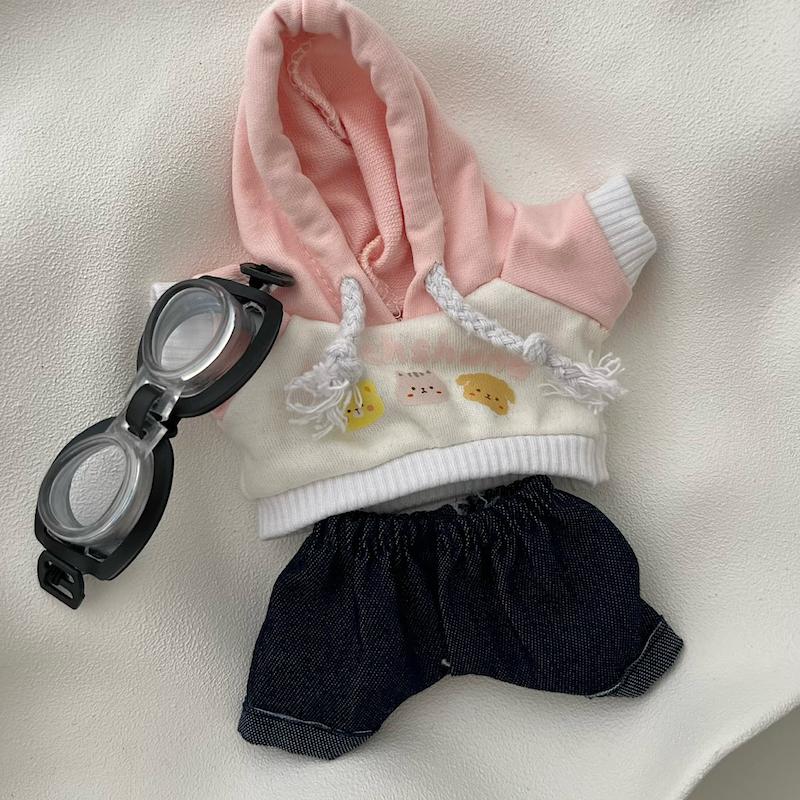 لباس لبوبو صورتی با عینک