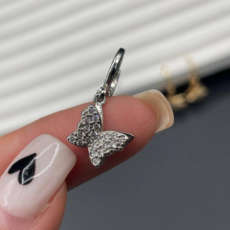 گوشواره پروانه‌ای