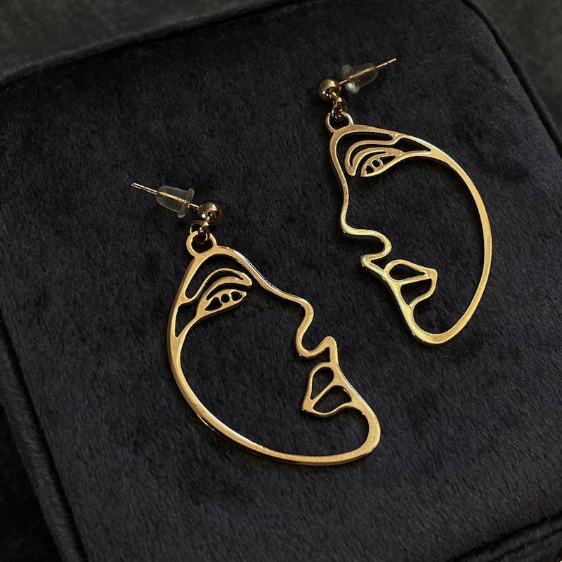 گوشواره طرح چهره