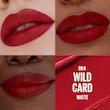 رژلب جامد سرمی میبلین رنگ 004 Wild Card