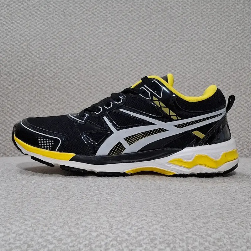 کفش ورزشی مردانه مدل S1935