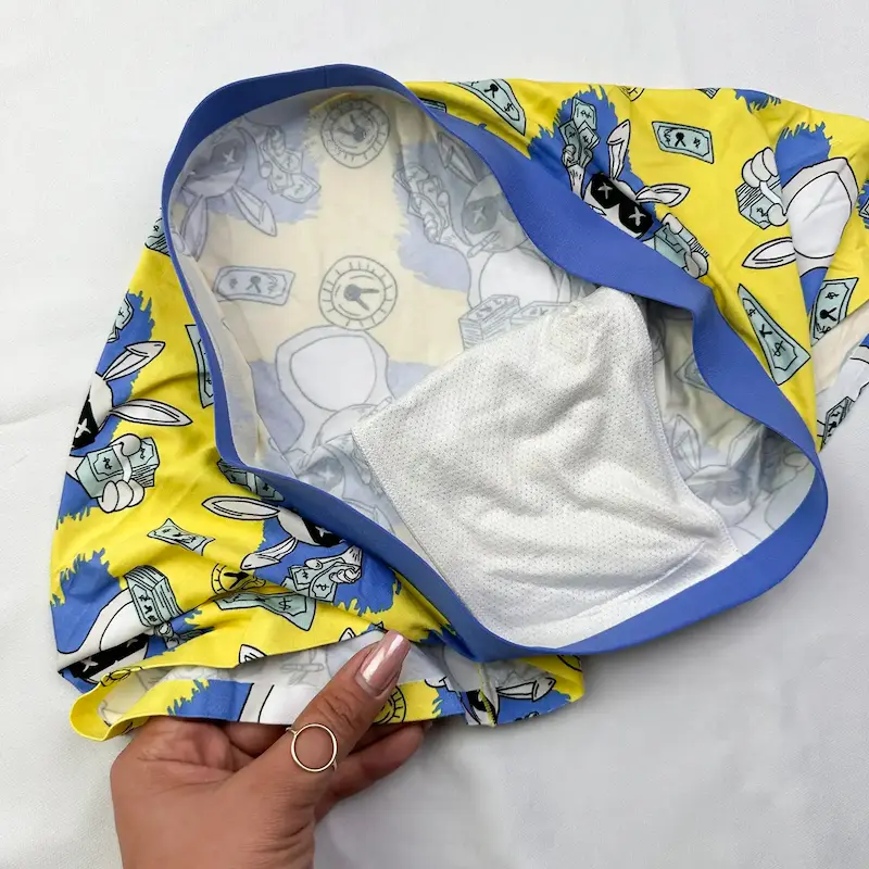 شورت مردانه لبه لیزری طرح خرگوش کارتونی