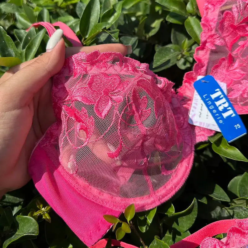 ست شورت و سوتین توری گلدوزی زنانه صورتی 
