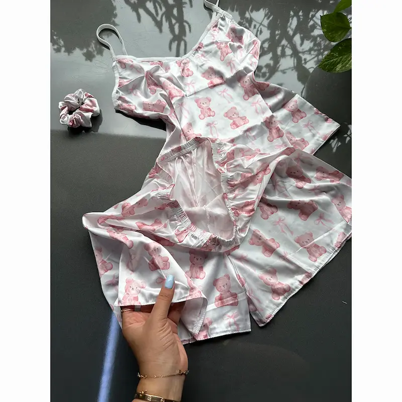 ساتن، طرح خرس، تاپ و شلوارک