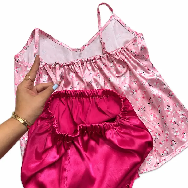 ست ساتن، تاپ و شلوارک، لباس راحتی زنانه