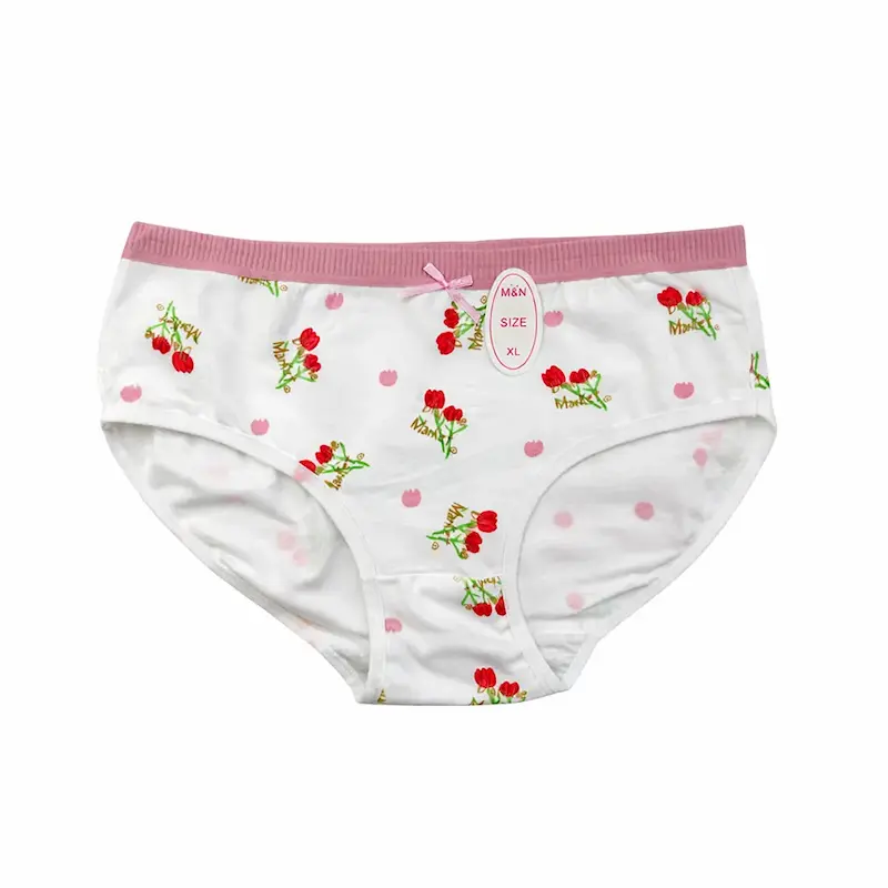 شورت عروسکی کبریتی سفیدطرح گل نخ پنبه‌ای