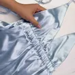 پیراهن ساتن زنانه آبی آسمانی پشت باز