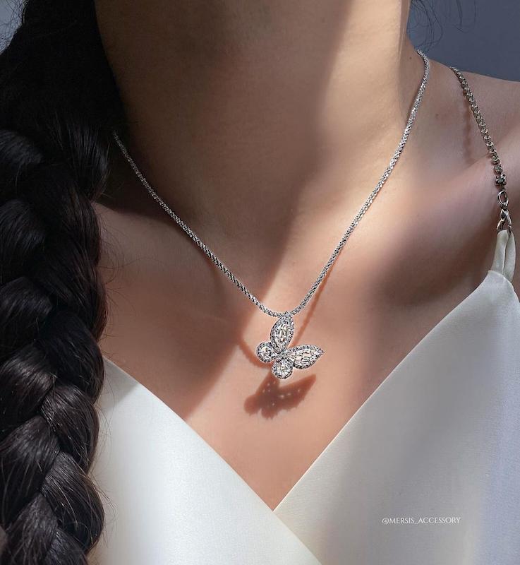 گردنبند پروانه خاویاری ژوپینگ