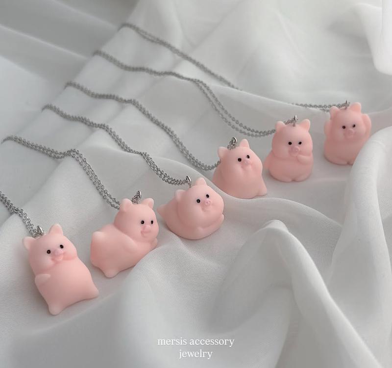 گردنبند حیوان خوک