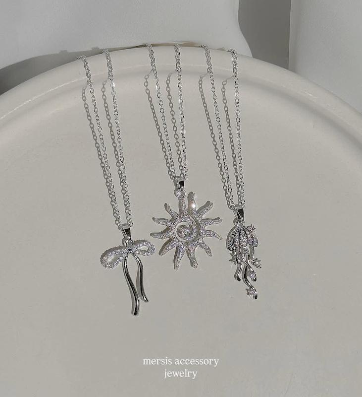 گردنبند نگین سواروسکی