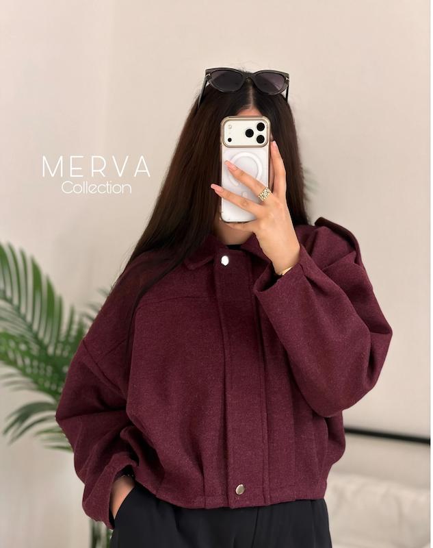 جکت فوتر Mira