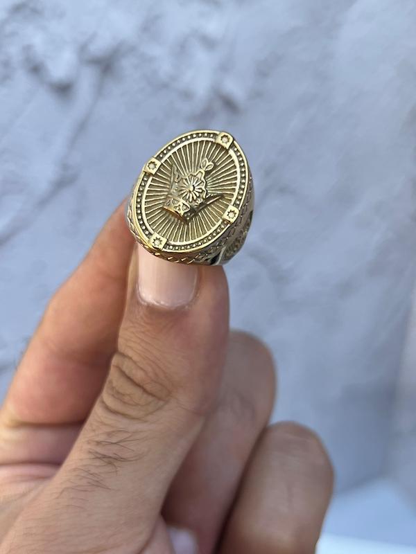 انگشتر مردانه مشابه طلا تاج 