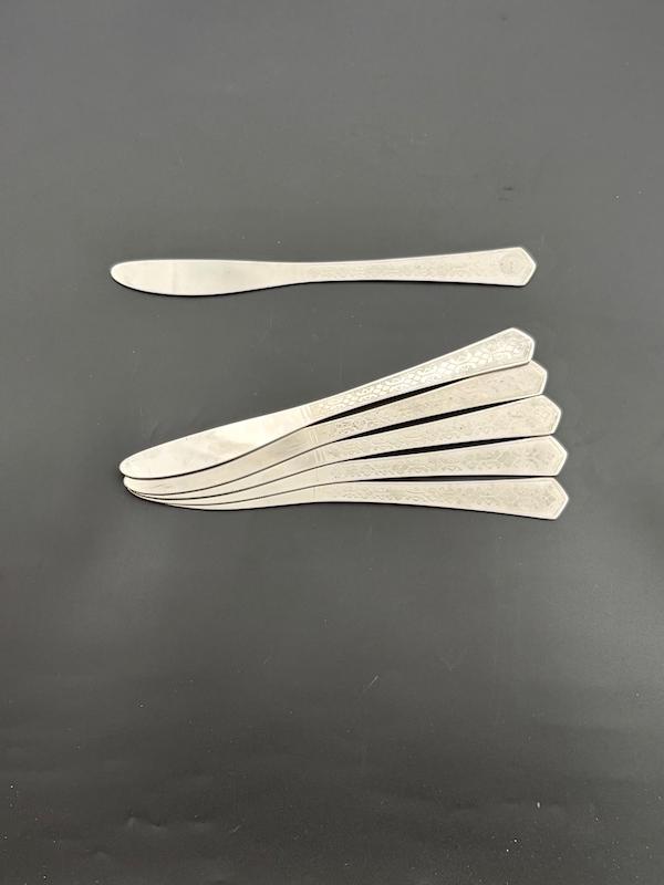 چاقو صبحانه خوری گلدار 