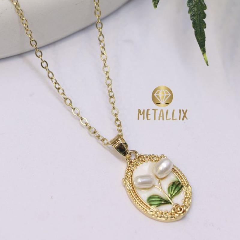 گردنبند میناکاری با گل مرواریدی،استیل