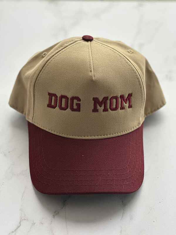 کلاه با نوشته  "Dog mom"