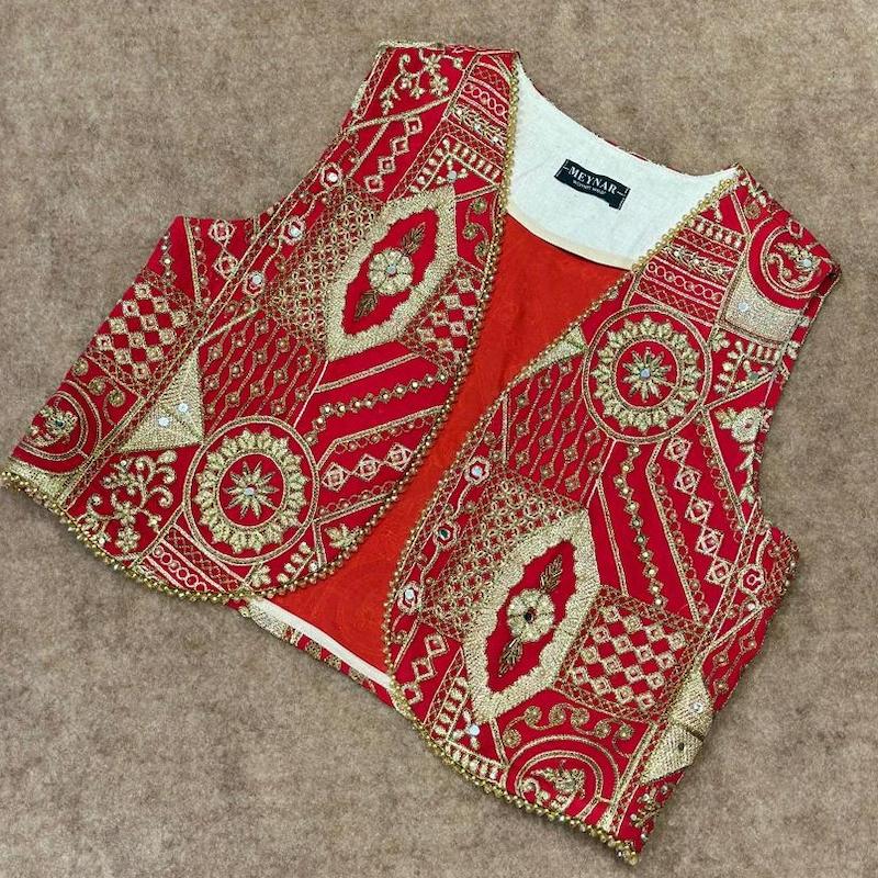 وست آینه کاری قرمز