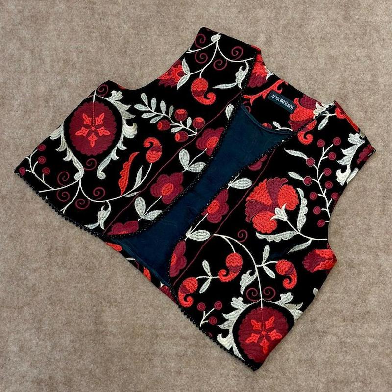 وست مخمل گل قرمز 