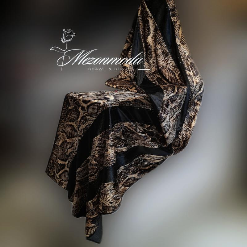 شال مخمل پوستماری