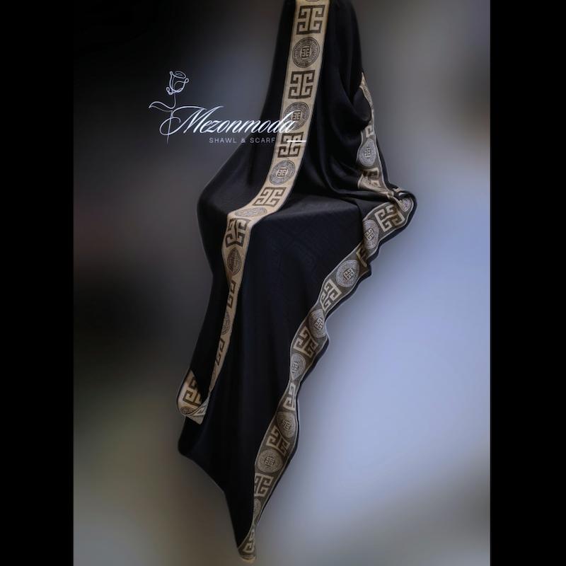 شال ژاکارد ورساچی