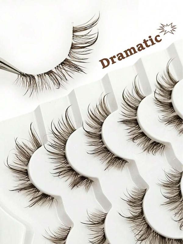 مژه قهوه ای خیس
