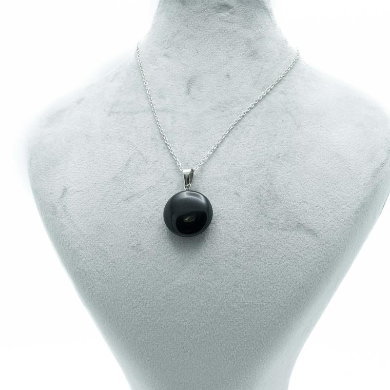 آویز آبسیدین، طرح دایره، متریال استیل، رنگ مشکی (سیاه)، کد H021