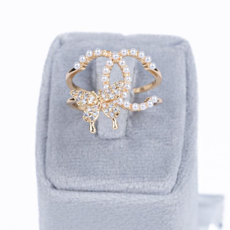 انگشتر فانتزی، طرح شنل و پروانه، مرواریدی، نگین‌دار، آبکاری رادیوم، کد:B021 