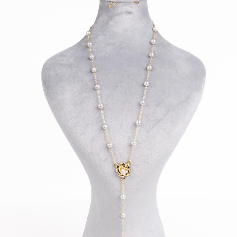 گردنبند مرواریدی، آویز، با پلاک گل، آبکاری رادیوم، کد: D042