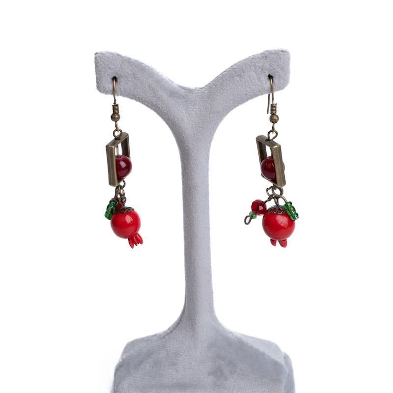 گوشواره یلدایی، آویزی، دارای کریستال، منجوق، مهره و انار، برنز (زاماک)، کد: A0121