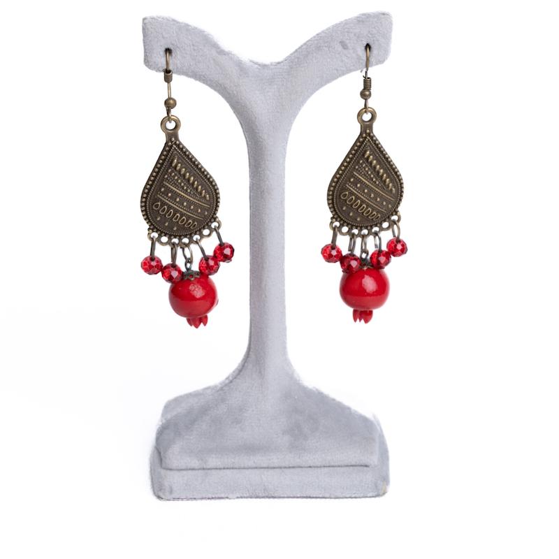 گوشواره یلدایی، طرح قطره، دارای کریستال و انار، برنز (زاماک)، کد: A0123