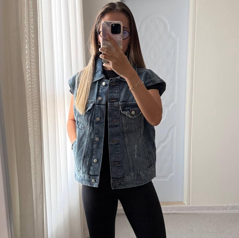 Vest جین 💙