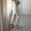 شلوار جین Low waist Flare H&M سفید ☁️