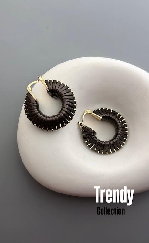 گوشواره چرم