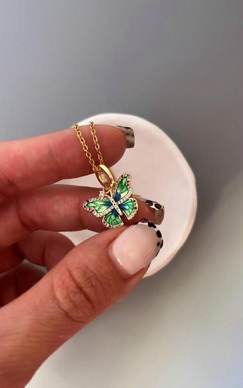 گردنبند پروانه ای 