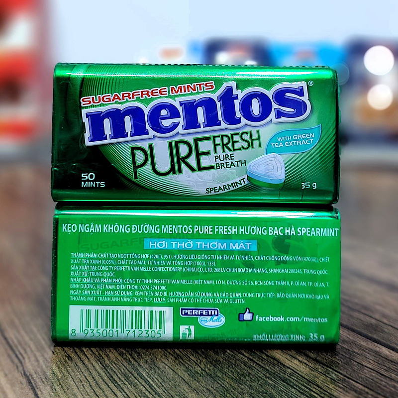 قرص خوشبو کننده دهان منتوس بدون شکر با طعم نعنا و چای سبز 35 گرمی Mentos Pure Fresh Spearmint