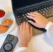 انگشتر طلا زنانه ونکلیف سنگی کد MT1827
