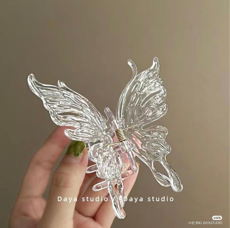 کلیپس پروانه🦋