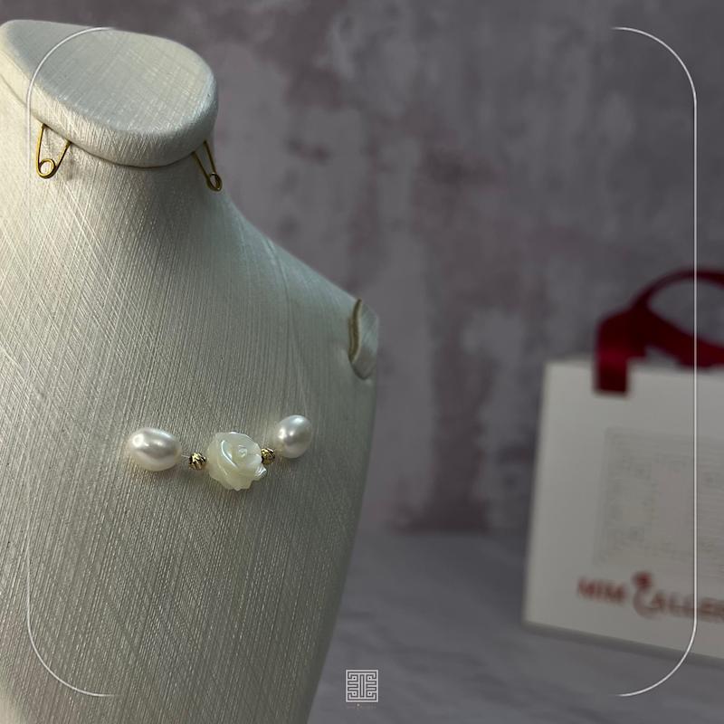 گردنی شکوفه