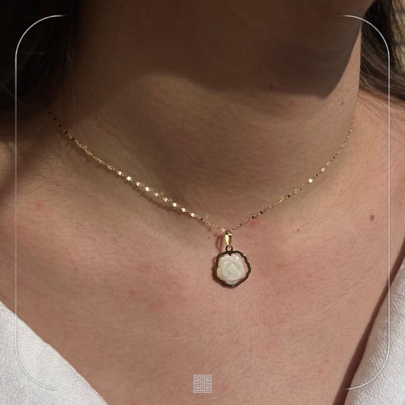 پلاک گل بابونه