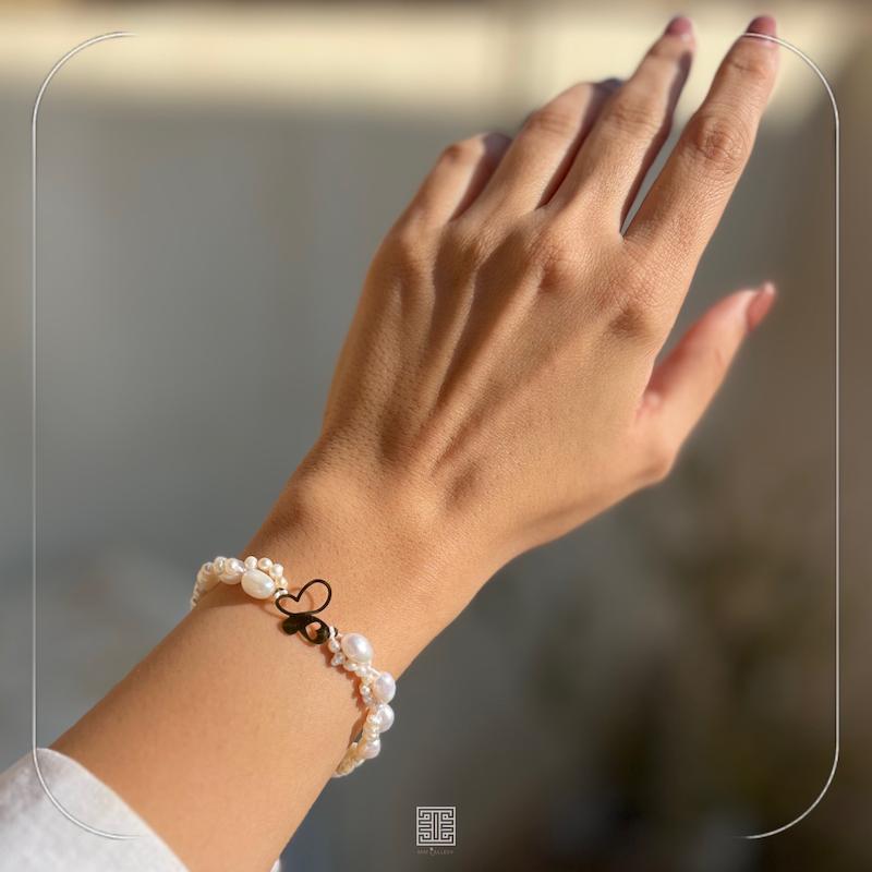 دستبند مرواریدی پروانه