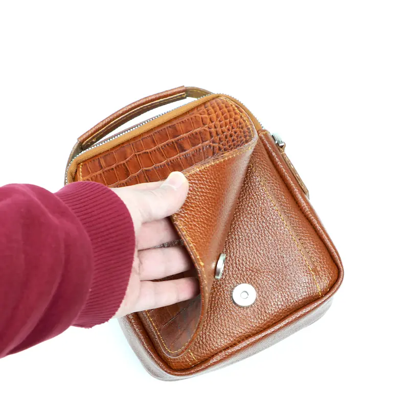 کیف دوشی چرم طبیعی مدل ۳۵۳