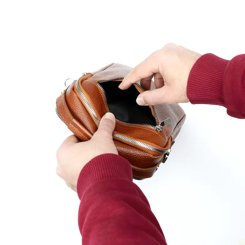 کیف دوشی چرم طبیعی مدل ۷۰۵۶