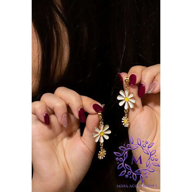 گوشواره بابونه دوسایزه 