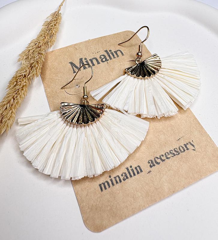 گوشواره بادبزنی