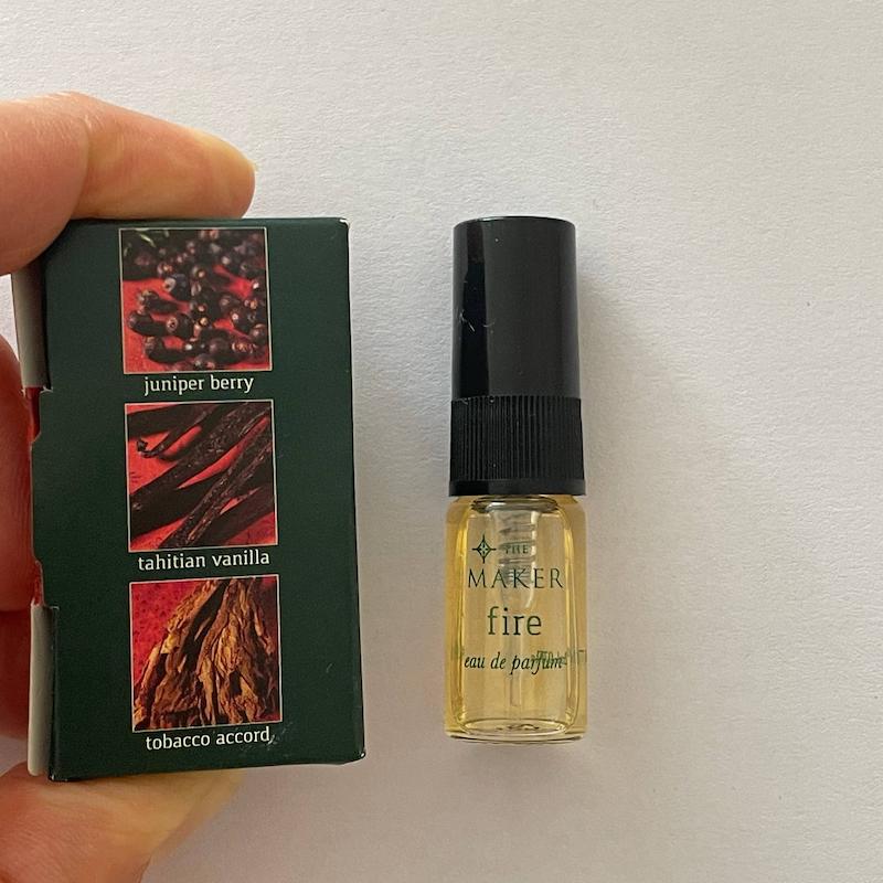 عطر  ۲ میلThe Maker
