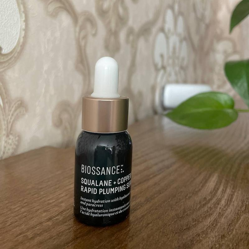سرم مراقبتی و آبرسان Biossance