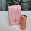 رژلب‌ Pillow Talk با فرمول مات مدرن Charlotte Tilbury