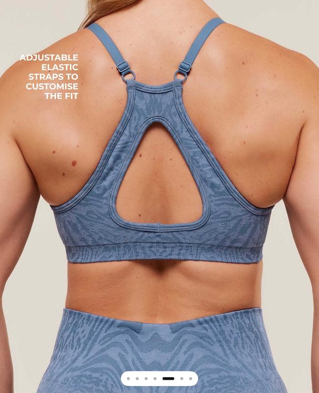 نیم تنه ورزشی زنانه جیم شارک مدل Adapt Animal Seamless Sports Bra رنگ Navy / Brand Blue